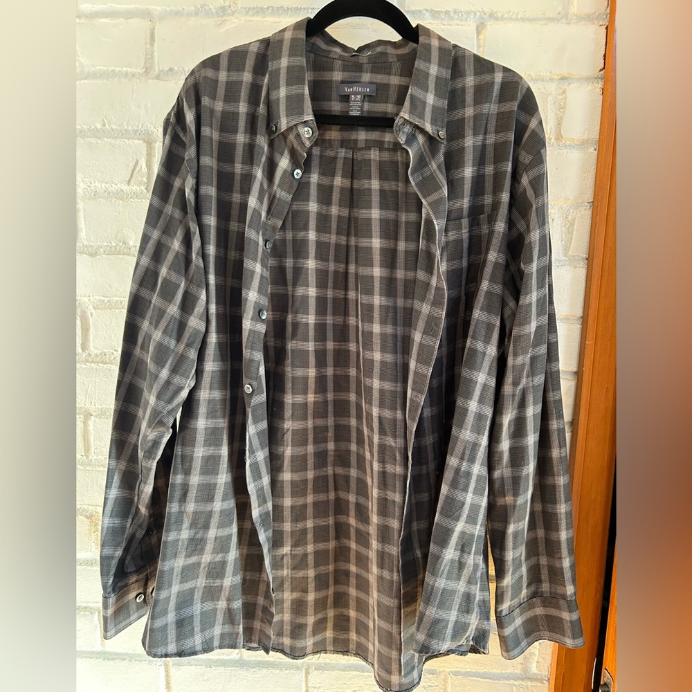 Men’s Grey & White plaid button-up